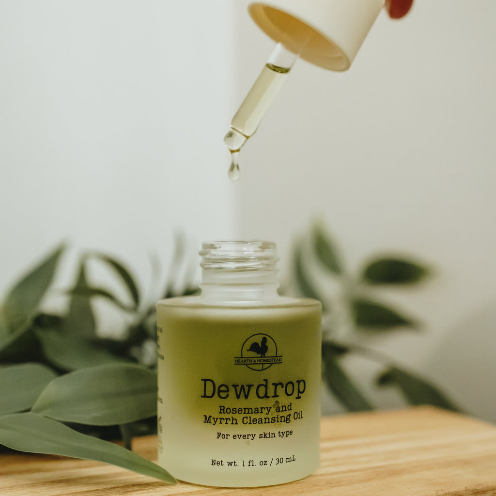 Routine Ready Dewdrop Facial Cleansing Oil for daily home and personal routines with facial skin and sun care