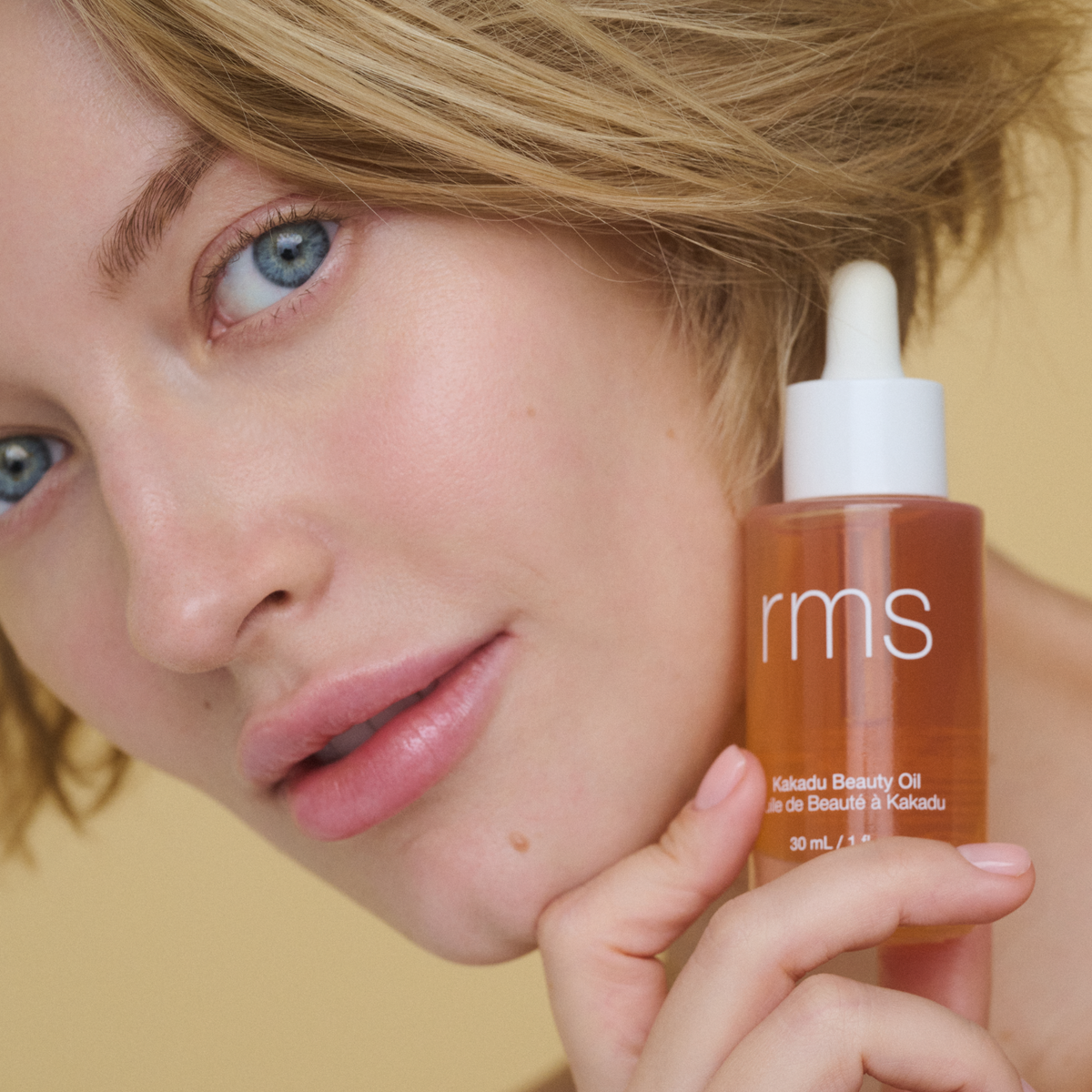 Home Essentials Kakadu Beauty Oil for daily home and personal routines with facial skin and sun care