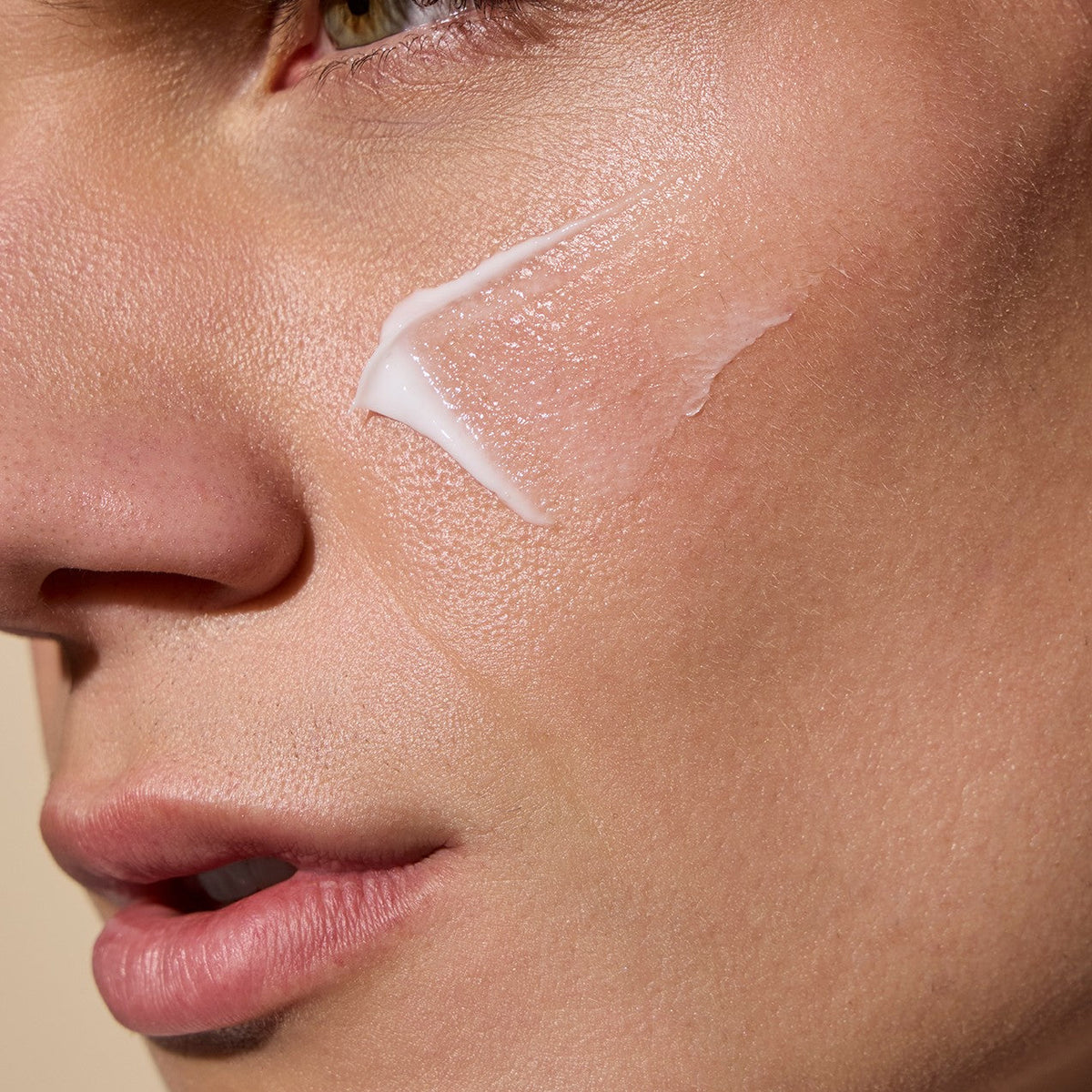 Routine Ready Daily Facial Moisturizer for daily home and personal routines with facial skin and sun care