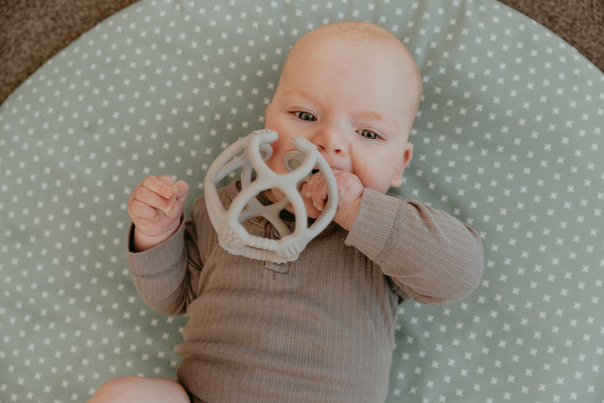 Everyday Home 3-in-1 Teething Ball, Soothing, Sensory Play and Promotes Fine Motor Skills - fully Food Grade Silicone for daily home and personal routines with baby care and kids products