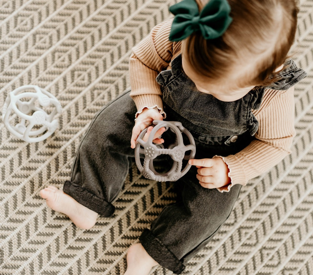 Everyday Home 3-in-1 Teething Ball, Soothing, Sensory Play and Promotes Fine Motor Skills - fully Food Grade Silicone for daily home and personal routines with baby care and kids products