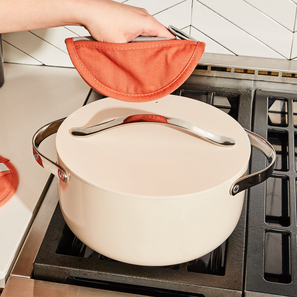 Daily Care Ceramic Dutch Oven, 6.5 qt for daily home and personal routines with cookware food storage and kitchen tools
