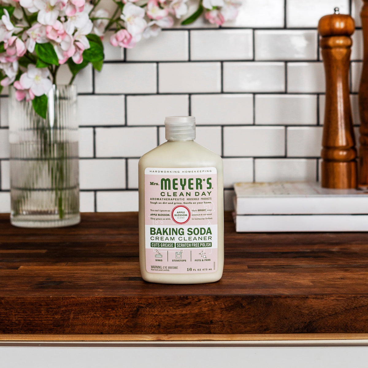 Everyday Home Baking Soda Cream Cleaner for daily home and personal routines with cleaning laundry and paper products