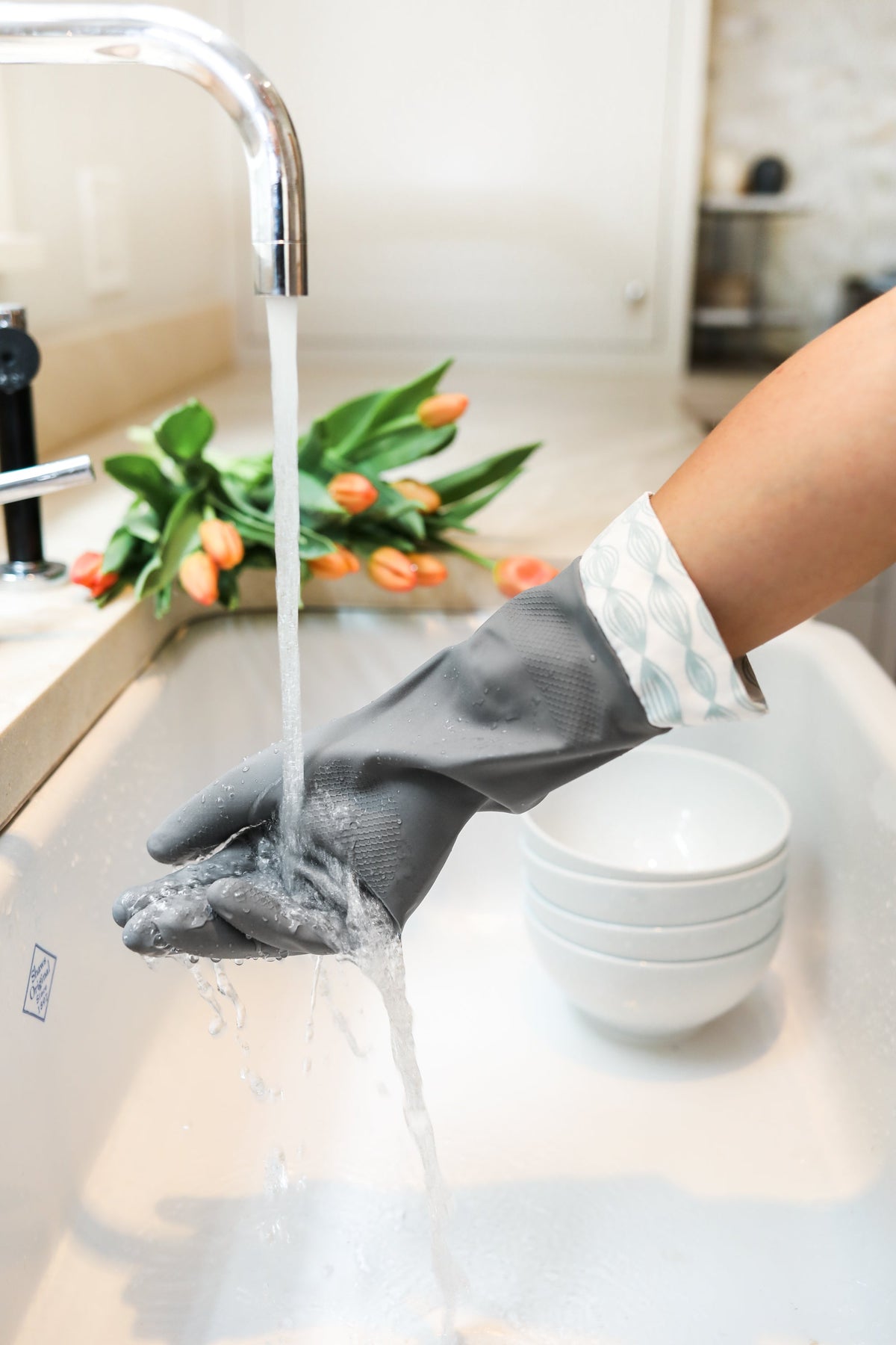 Everyday Home Cleaning Gloves - Small Medium for daily home and personal routines with cleaning laundry and paper products