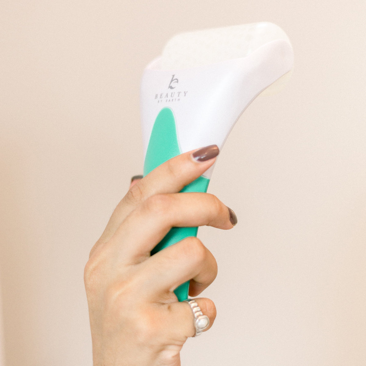 Daily Care Ice Roller for daily home and personal routines with facial skin and sun care