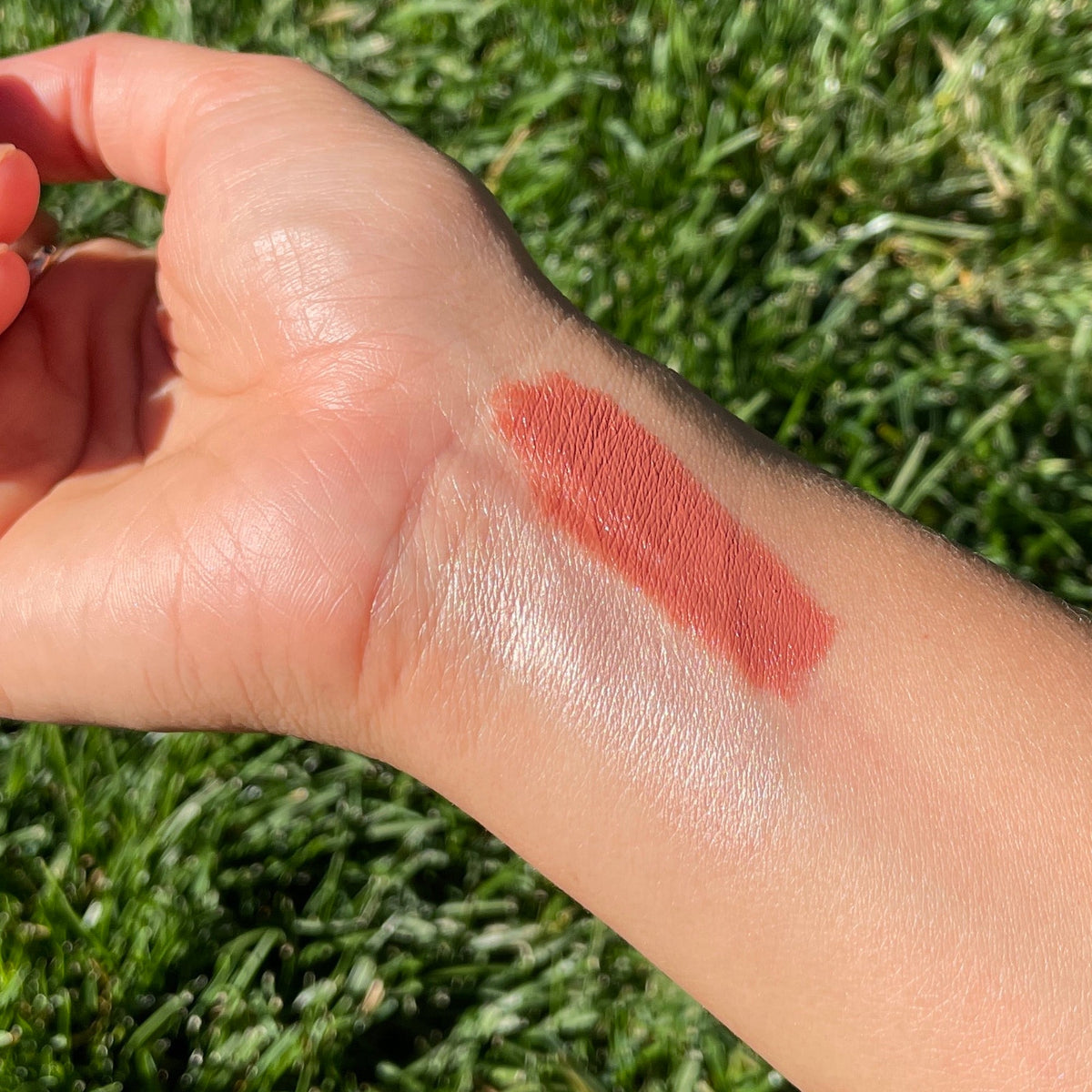 Routine Ready Lip-to-Lid Balmie Duo - Cinnamon + Champagne for daily home and personal routines with general everyday essentials